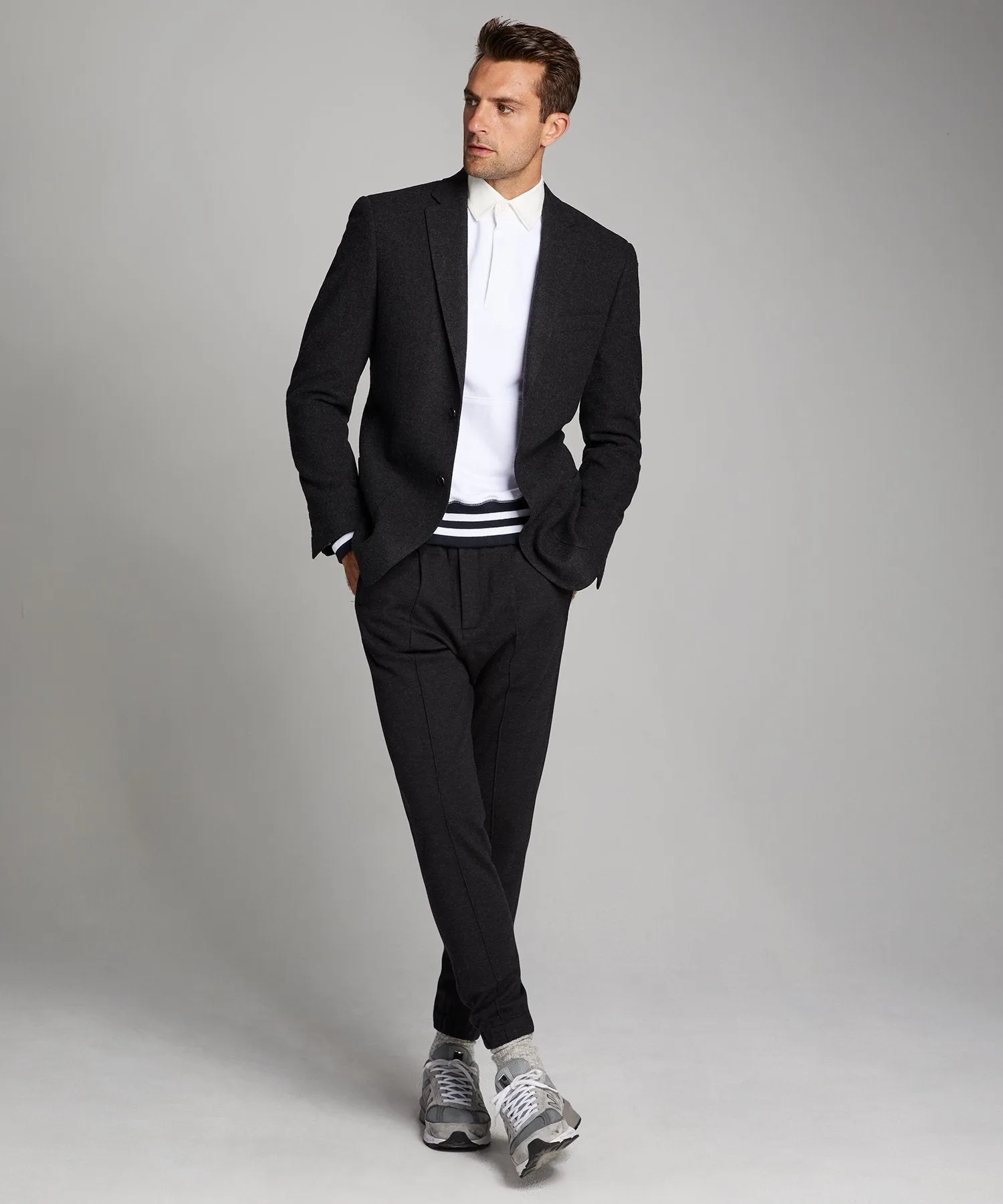 Knit Traveler Suit Jacket in Charcoal